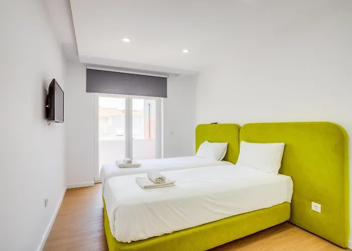 Guestready - Modern Charm In *