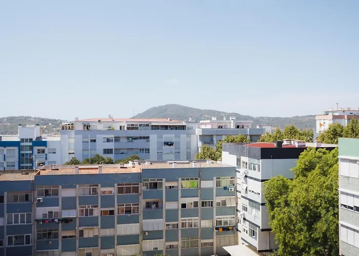 Guestready - Modern Charm In Setúbal