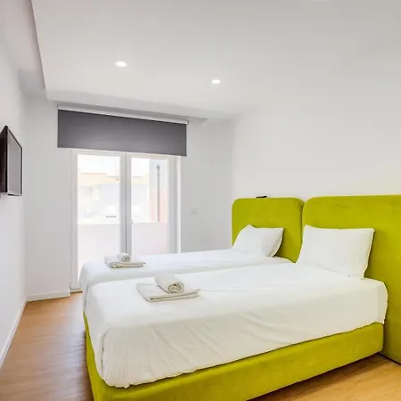 Guestready - Modern Charm In *